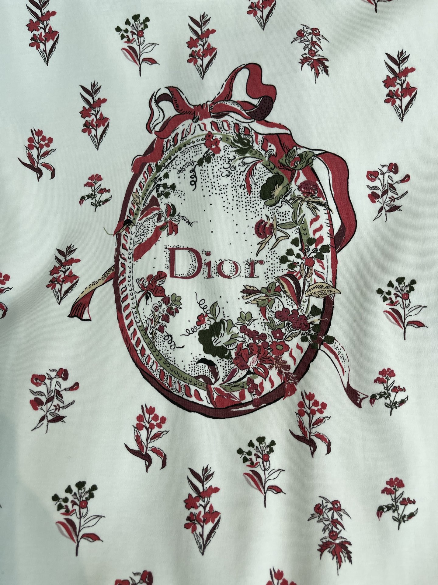 Women's short sleeves